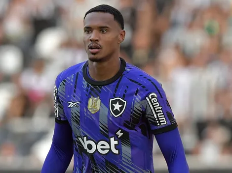 Léo Coelho, diretor do Botafogo, reforça permanência de John