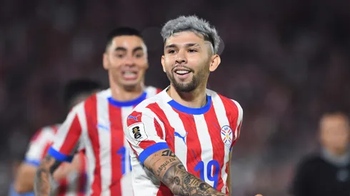 ASUNCION, PARAGUAY – JUNE 05: Julio Enciso of Paraguay celebrates after scoring the team's second goal during the FIFA World Cup 2026 Qualifier match between Paraguay and Uruguay at Estadio Defensores del Chaco on June 05, 2025 in Asuncion, Paraguay. (Photo by Christian Alvarenga/Getty Images)