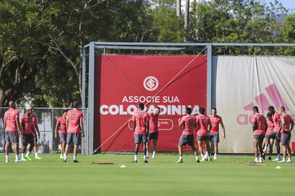 RS – Porto Alegre – 05/01/2023 – INTERNACIONAL, TREINO – Jogadores do Internacional durante treinamento no CT Parque Gigante.  Foto: Fernando Alves/AGIF
