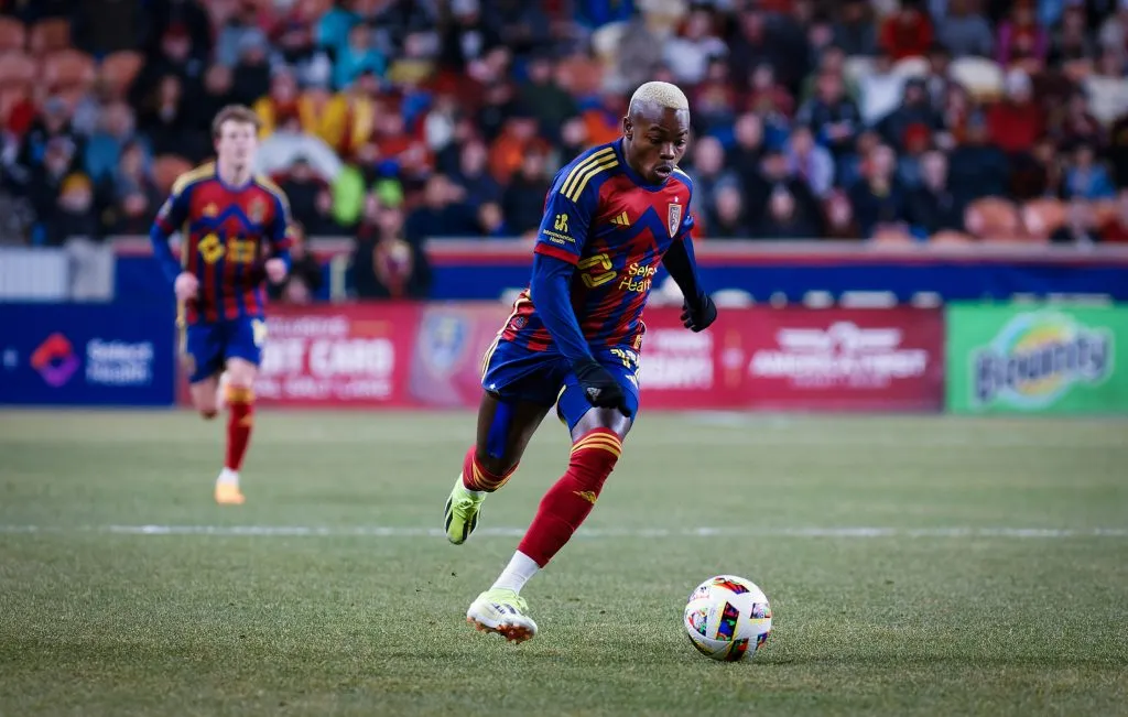 EUA – SANDY – 09/03/2024 – MSL 2024, REAL SALT LAKE X COLORADO RAPIDS – Colombiano Andres Gomez jogador do Real Salt Lake durante partida contra o Colorado Rapids no estadio America First Field Stadium pelo campeonato MSL 2024. Foto: Fabio Giannelli/AGIF