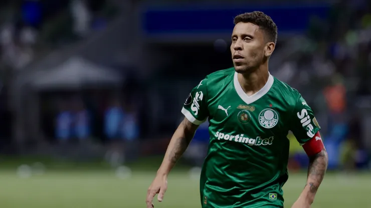 Marcos Rocha jogador do Palmeiras durante partida contra o Sporting Cristal no estádio Arena Allianz Parque pelo campeonato Copa Libertadores 2025. Foto: Marcello Zambrana/AGIF