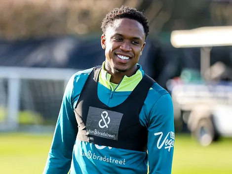 Cruzeiro não para em Sinisterra e quer outro atacante no mercado