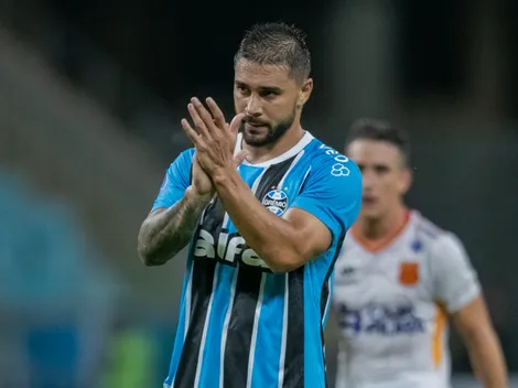 Grêmio entra na briga com São Paulo por Maílton para o lugar de João Pedro