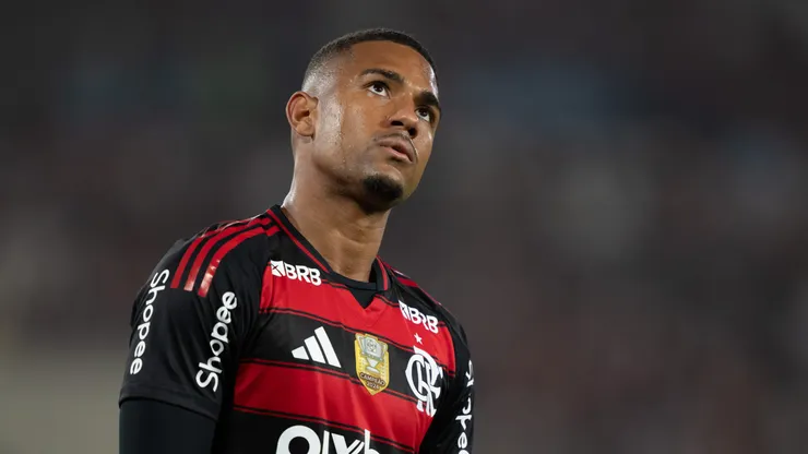 Atuação de Samuel Lino repercutiu no Flamengo.