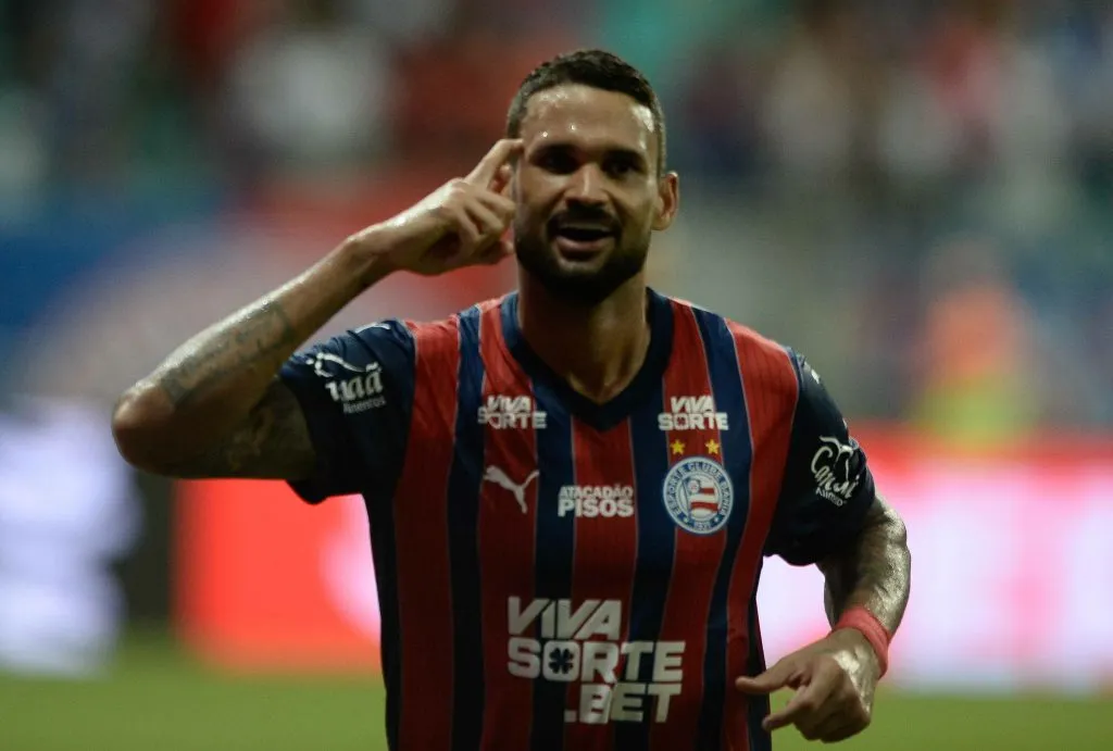 BA – SALVADOR – 21/05/2025 – COPA DO BRASIL 2025, BAHIA X PAYSANDU – Willian Jose jogador do Bahia comemora seu gol durante partida contra o Paysandu no estadio Fonte Nova pelo campeonato Copa Do Brasil 2025. Foto: Jhony Pinho/AGIF