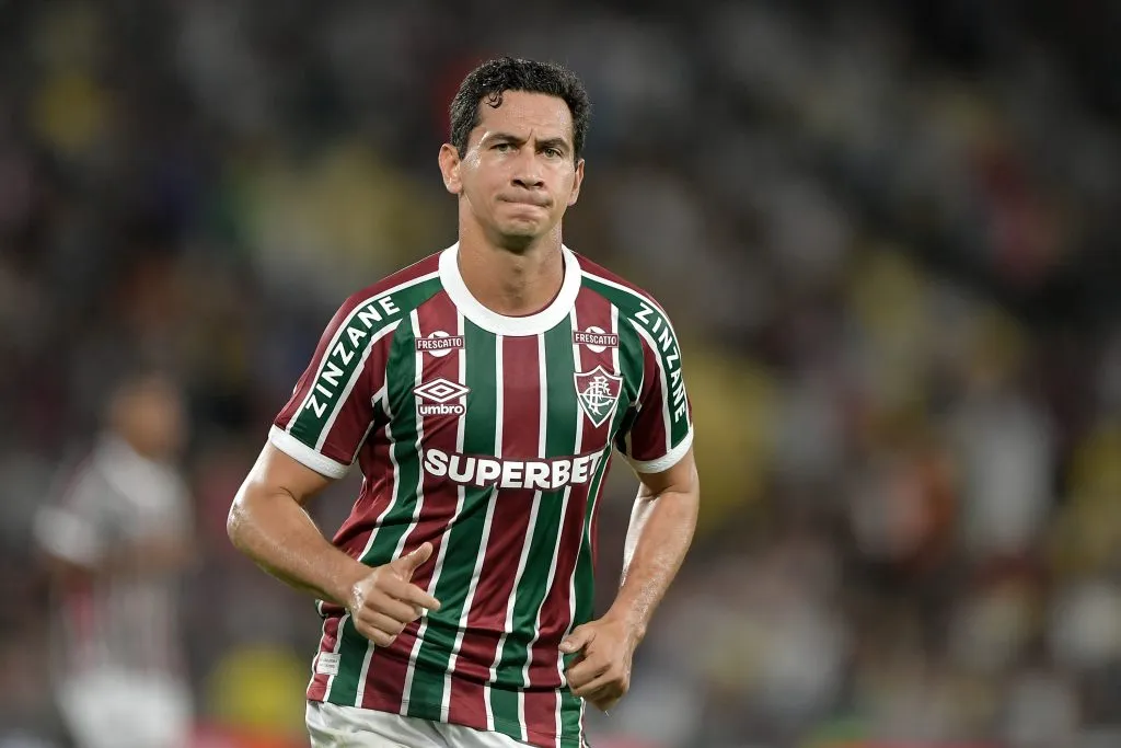 Camisa do Fluminense estampa a Superbet. Foto: Thiago Ribeiro/AGIF