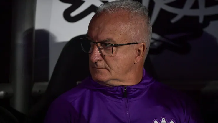 RJ - RIO DE JANEIRO - 26/07/2025 - BRASILEIRO A 2025, BOTAFOGO X CORINTHIANS - Dorival Junior tecnico do Corinthians durante partida contra o Botafogo no estadio Engenhao pelo campeonato Brasileiro A 2025. Foto: Thiago Ribeiro/AGIF