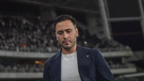 Davide Ancelotti tecnico do Botafogo durante partida contra o LDU no estadio Engenhao pelo campeonato Copa Libertadores 2025. Foto: Thiago Ribeiro/AGIF