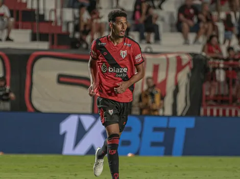 Botafogo propõe apoio ao Atlético-GO para agilizar contratação de Alix Vinícius