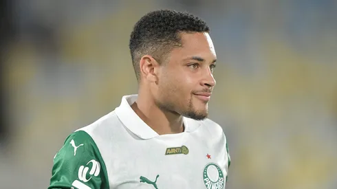 Vitor Roque fez mais um bom jogo pelo Palmeiras.