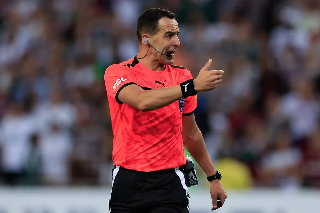 Último jogo do Internacional apitado por Esteban Ostojich foi em 2023 (Foto: Buda Mendes/Getty Images)