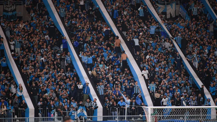 Torcedores do Grêmio nas arquibancadas da Arena. Foto: Maxi Franzoi/AGIF