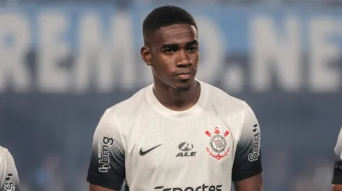 PR – CURITIBA – 07/08/2024 – COPA DO BRASIL 2024, GREMIO X CORINTHIANS – Felix Torres jogador do Corinthians durante partida contra o Gremio no estadio Couto Pereira pelo campeonato Copa Do Brasil 2024. Foto: Robson Mafra/AGIF