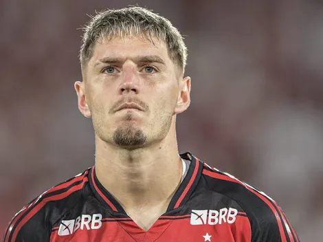 Flamengo toma decisão importante e Varela assina renovação até 2027