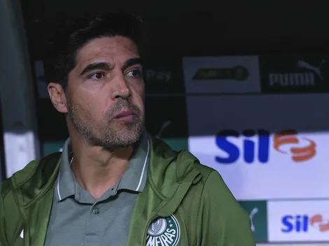 Abel manda 'indireta' ao Palmeiras e elogia torcedores do Universitario