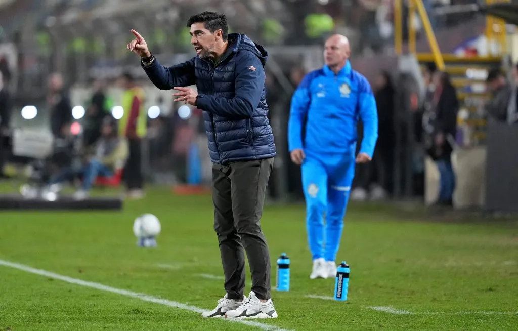 LIMA, PERU – AUGUST 14: Head coach Abel Ferreira of Palmeiras reacts during the first leg of the CONMEBOL Libertadores Round of 16 match between Universitario and Palmeiras at Estadio Monumental U Marathon on August 14, 2025 in Lima, Peru. (Photo by Raul Sifuentes/Getty Images)