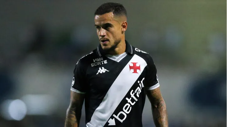 Phillipe Coutinho jogador do Vasco durante a partida entre CSA e Vasco no Estadio Rei Pele em Maceio (AL), pela Copa do Brasil 2025. Foto: Marlon Costa/AGIF