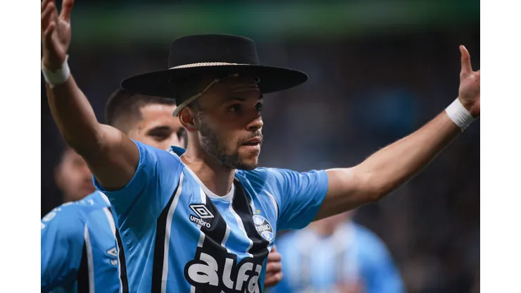 RS - PORTO ALEGRE - 29/07/2025 - BRASILEIRO A 2025, GREMIO X FORTALEZA - Martin Braithwaite jogador do Gremio comemora seu gol durante partida contra o Fortaleza no estadio Arena do Gremio pelo campeonato Brasileiro A 2025. Foto: Maxi Franzoi/AGIF