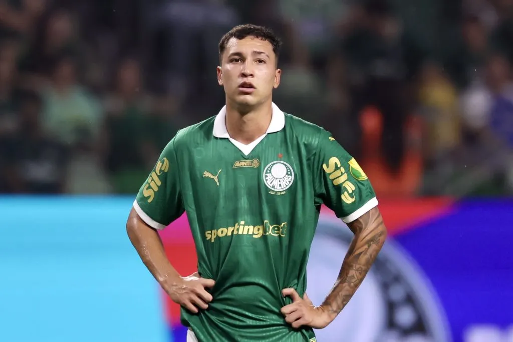SP – SAO PAULO – 28/01/2025 – PAULISTA 2025, PALMEIRAS X BRAGANTINO – Thalys jogador do Palmeiras durante partida contra o Bragantino no estadio Arena Allianz Parque pelo campeonato Paulista 2025. Foto: Marcello Zambrana/AGIF