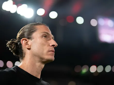 Campeão do mundo atacante Flamengo de Filipe Luís