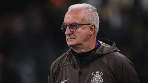 Dorival Junior tecnico do Corinthians durante partida contra o Bahia no estadio Arena Corinthians pelo campeonato Brasileiro A 2025. Foto: Ettore Chiereguini/AGIF