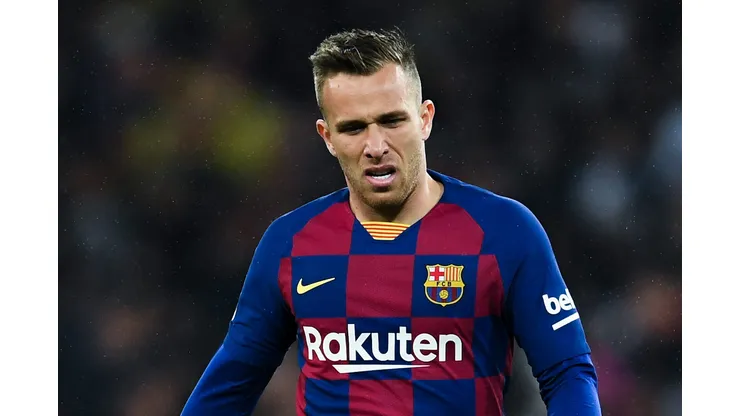 Arthur Melo durante clássico entre Barcelona e Real Madrid na La Liga 2019/20.
