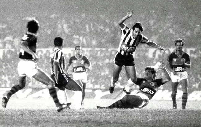 Atlético-MG x Flamengo em 1980 pelo Brasileirão