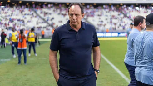 Rogerio ceni tecnico do Bahia durante partida contra o Fortaleza no estadio Arena Castelao pelo campeonato Brasileiro A 2025. Foto: Baggio Rodrigues/AGIF