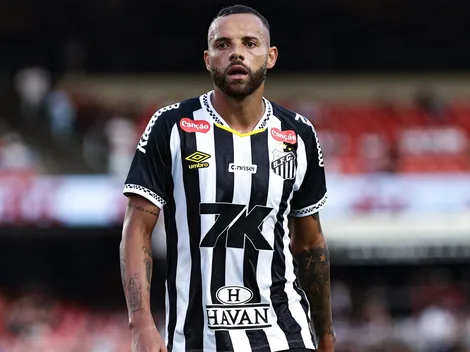 Torcida do Santos exige saída de Guilherme após derrota