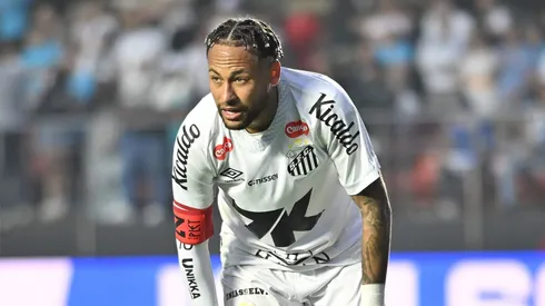 Neymar jogador do Santos durante partida contra o Vasco no estadio Morumbi pelo campeonato Brasileiro A 2025. Foto: Jota Erre/AGIF