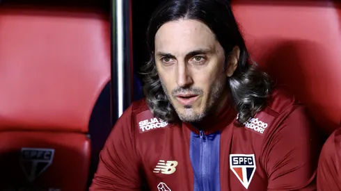 Zubeldía durante confronto contra o Talleres na Libertadores 2025.