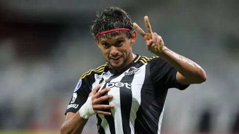 MG – BELO HORIZONTE – 10/04/2025 – COPA SUL-AMERICANA 2025, ATLETICO X DEPORTES IQUIQUE – Gustavo Scarpa jogador do Atletico comemora seu gol durante partida contra o Deportes Iquique no estadio Mineirao pelo campeonato Copa Sul-americana 2025. Foto: Gilson Lobo/AGIF