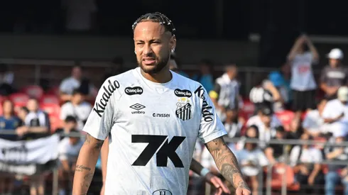 Neymar jogador do Santos durante partida contra o Vasco no estadio Morumbi pelo campeonato Brasileiro A 2025. Foto: Jota Erre/AGIF