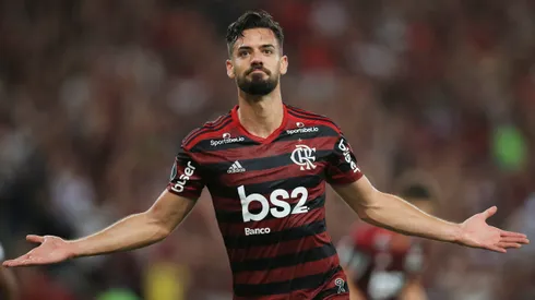 RIO DE JANEIRO, BRAZIL – OCTOBER 23: Pablo Mari celebrates after scoring the fourth goal of his team during a second leg semi-final match between Flamengo and Gremio as part of Copa CONMEBOL Libertadores at Maracana Stadium on October 23, 2019 in Rio de Janeiro, Brazil. (Photo by Buda Mendes/Getty Images)