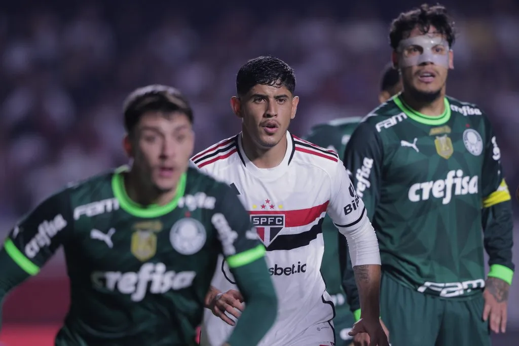 SP – SAO PAULO – 05/07/2023 – COPA DO BRASIL 2023, SAO PAULO X PALMEIRAS – Alan Franco jogador do Sao Paulo durante partida contra o Palmeiras no estadio Morumbi pelo campeonato Copa do Brasil 2023. Foto: Ettore Chiereguini/AGIF