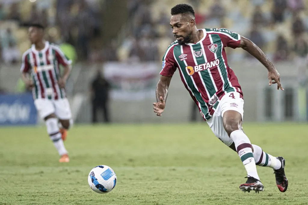 RJ – Rio de Janeiro – 26/04/2022 – COPA SUL-AMERICANA 2022, FLUMINENSE X UNION SANTA FE – Luccas Claro jogador do Fluminense durante partida contra o Union Santa Fe no estadio Maracana pelo campeonato Copa Sul-Americana 2022. Foto: Jorge Rodrigues/AGIF
