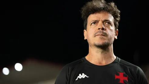 RJ - RIO DE JANEIRO - 07/08/2025 - COPA DO BRASIL 2025, VASCO X CSA - Fernando Diniz tecnico do Vasco durante partida contra o CSA no estadio Sao Januario pelo campeonato Copa Do Brasil 2025. Foto: Jorge Rodrigues/AGIF