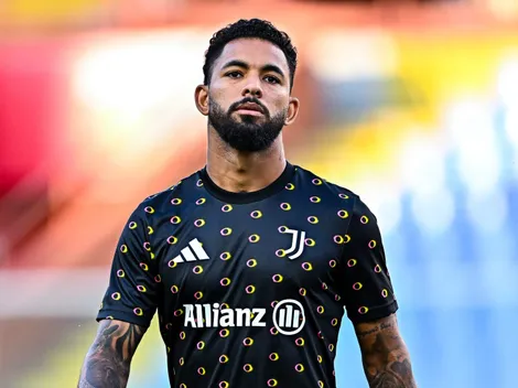 Douglas Luiz volta a Premier League: Nottingham Forest fecha acordo e Vasco fatura bolada