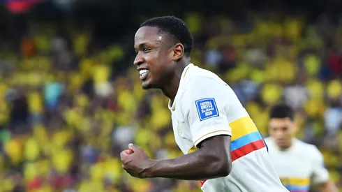 BARRANQUILLA, COLOMBIA – OCTOBER 15: Luis Sinisterra of Colombia celebrates after scoring the team's fourth goal during the FIFA World Cup 2026 South American Qualifier match between Colombia and Chile at Roberto Melendez Metropolitan Stadium on October 15, 2024 in Barranquilla, Colombia. (Photo by Gabriel Aponte/Getty Images)