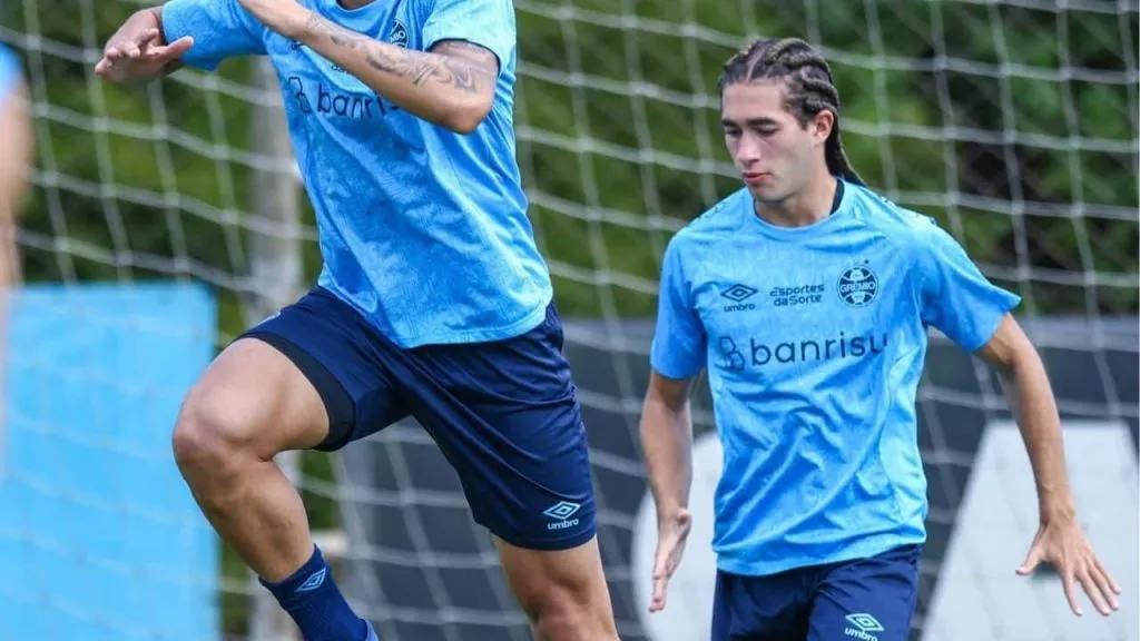 Pedrinho em treino do Grêmio. Foto: Lucas Uebel / Grêmio