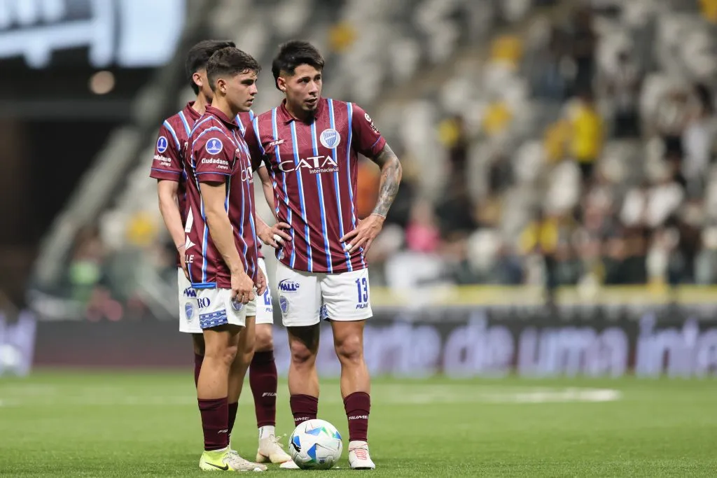 MG – BELO HORIZONTE – 14/08/2025 – COPA SUL-AMERICANA 2025, ATLETICO-MG X GODOY CRUZ – Nicolas Fernandez
 jogador do Godoy Cruz durante partida contra o Atletico-MG no estadio Arena MRV pelo campeonato Copa Sul-americana 2025. Foto: Gilson Lobo/AGIF