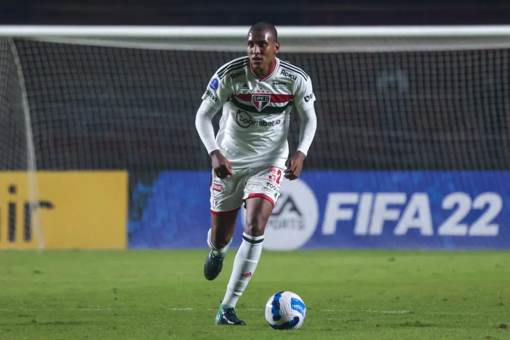 SP – Sao Paulo – 19/05/2022 – COPA SUL-AMERICANA 2022, SAO PAULO X JORGE WILSTERMANN – Luizao jogador do Sao Paulo durante partida contra o Jorge Wilstermann no estadio Morumbi pelo campeonato Copa Sul-Americana 2022. Foto: Marcello Zambrana/AGIF
