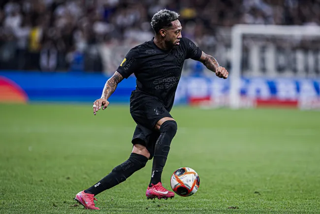 José Martínez atuando no Corinthians em 2025 – (Photo by Danilo Fernandes/Sports Press Photo/Getty Images)
