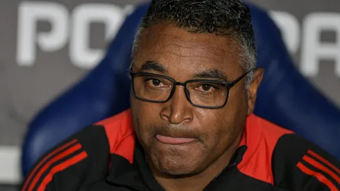 RJ – RIO DE JANEIRO – 13/08/2025 – COPA LIBERTADORES 2025, FLAMENGO X INTERNACIONAL – Roger Machado tecnico do Internacional durante partida contra o Flamengo no estadio Maracana pelo campeonato Copa Libertadores 2025. Foto: Thiago Ribeiro/AGIF