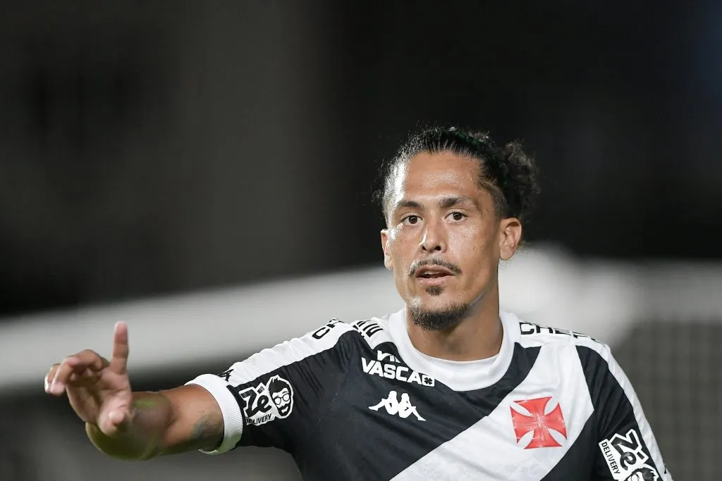 RJ – RIO DE JANEIRO – 30/03/2025 – BRASILEIRO A 2025, VASCO X SANTOS – Mauricio Lemos jogador do Vasco durante partida contra o Santos no estadio Sao Januario pelo campeonato Brasileiro A 2025. Foto: Thiago Ribeiro/AGIF