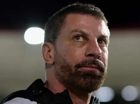 Pedrinho discursa no aniversário do Vasco e torcida critica