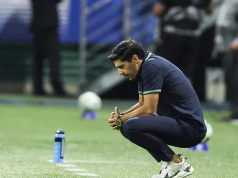 Palmeiras avança na Libertadores, mas torcida ataca Abel Ferreira