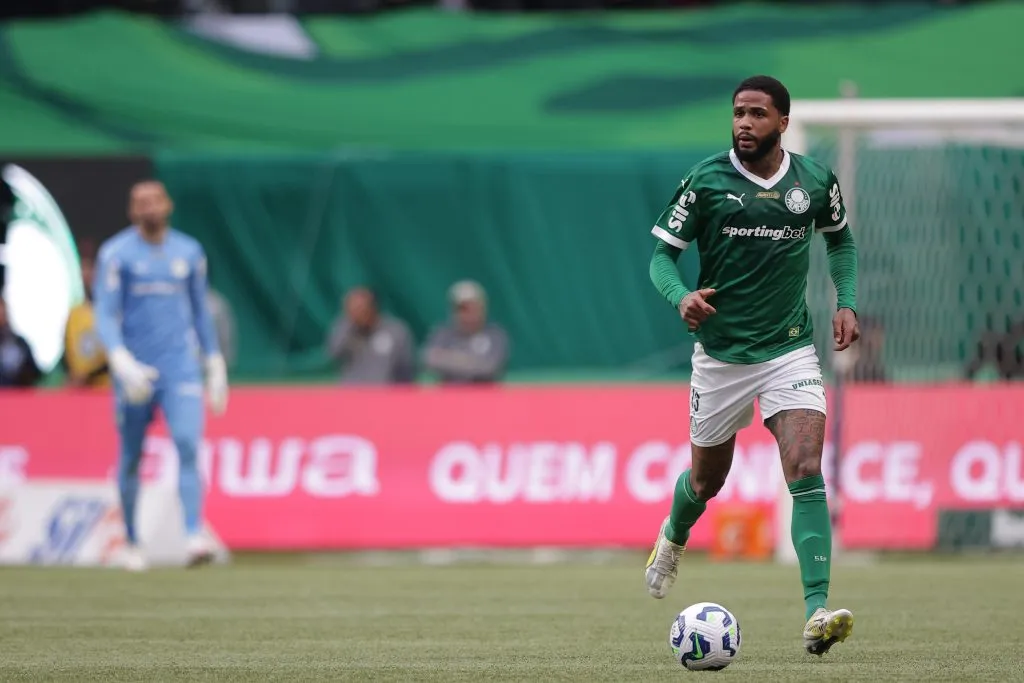 SP – SAO PAULO – 10/08/2025 – BRASILEIRO A 2025, PALMEIRAS X CEARA – Micael jogador do Palmeiras durante partida contra o Ceara no estadio Arena Allianz Parque pelo campeonato Brasileiro A 2025. Foto: Ettore Chiereguini/AGIF