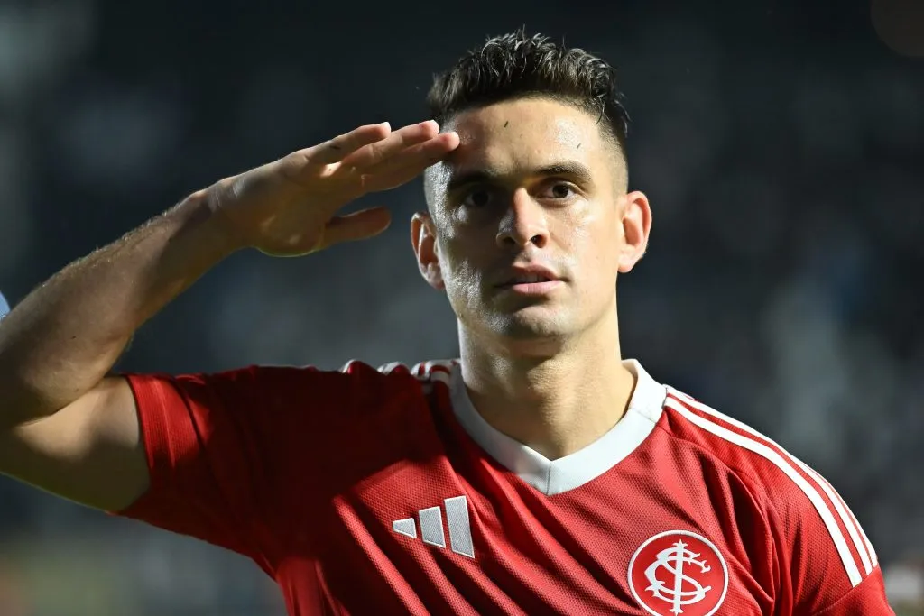 Rafael Borré pode tomar vaga de Ricardo Mathias. Foto: Jota Erre/AGIF