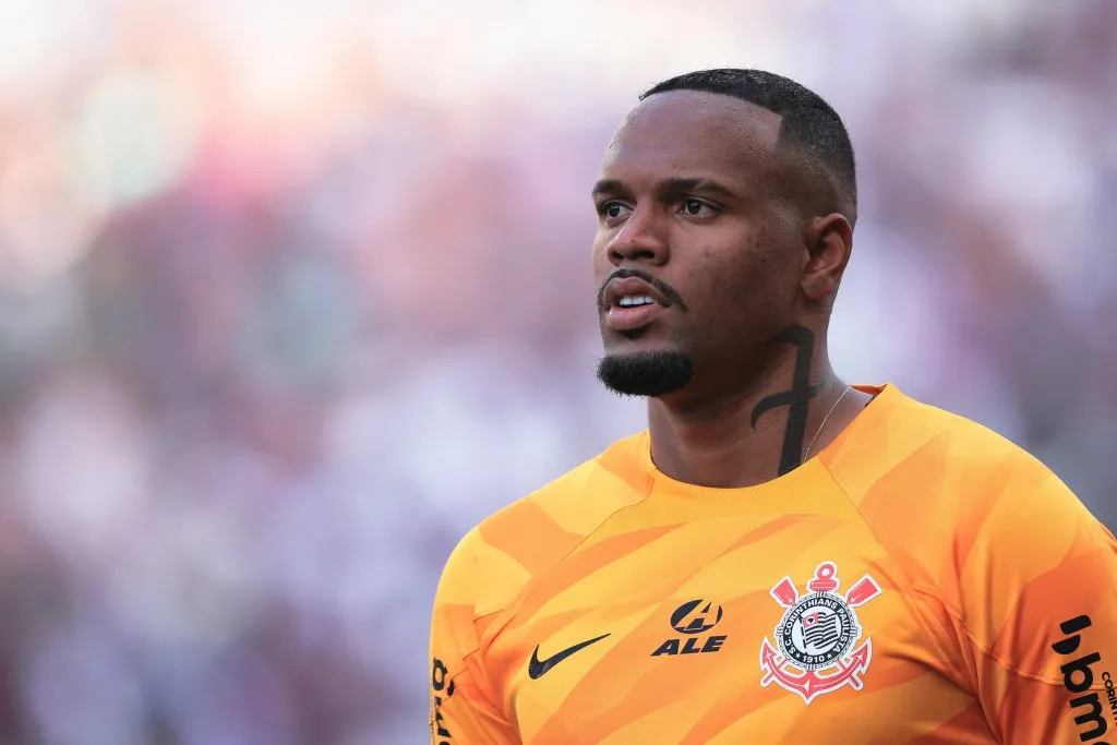 SP – SAO PAULO – 28/04/2024 – BRASILEIRO A 2024, CORINTHIANS X FLUMINENSE – Carlos Miguel goleiro do Corinthians durante partida contra o Fluminense no estadio Arena Corinthians pelo campeonato Brasileiro A 2024. Foto: Ettore Chiereguini/AGIF